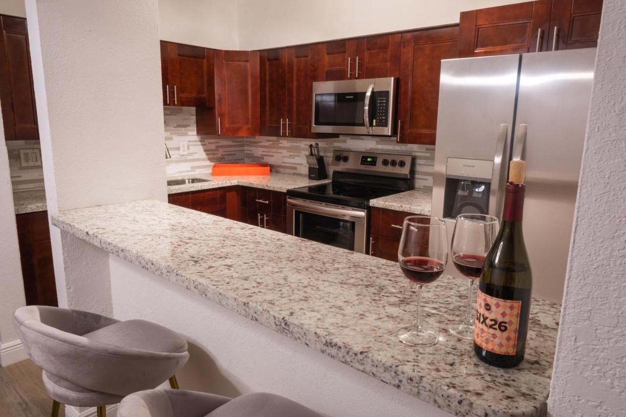 New Star Suite Two North Miami Beach Extérieur photo