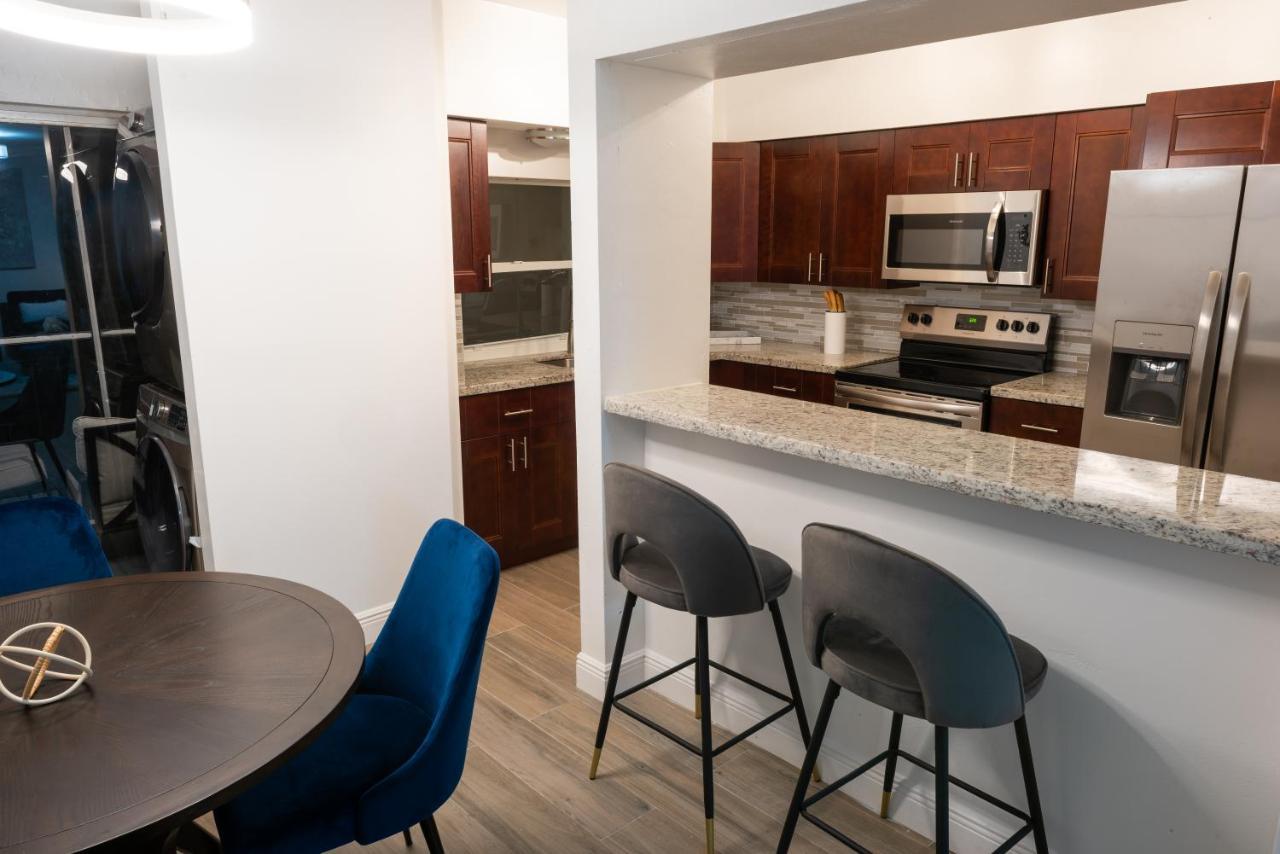New Star Suite Two North Miami Beach Extérieur photo