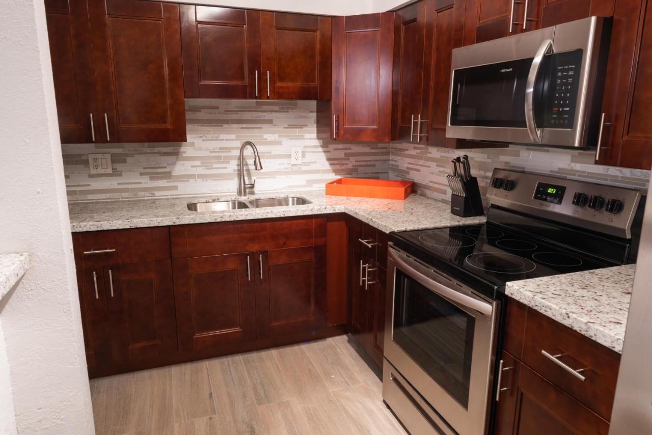 New Star Suite Two North Miami Beach Extérieur photo